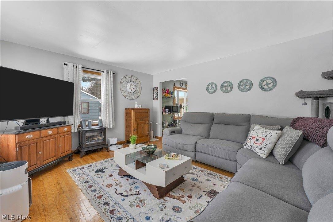 46 Ohlin Drive, New Middletown, OH 44442