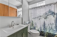 46 Ohlin Drive, New Middletown, OH 44442