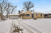 46 Ohlin Drive, New Middletown, OH 44442