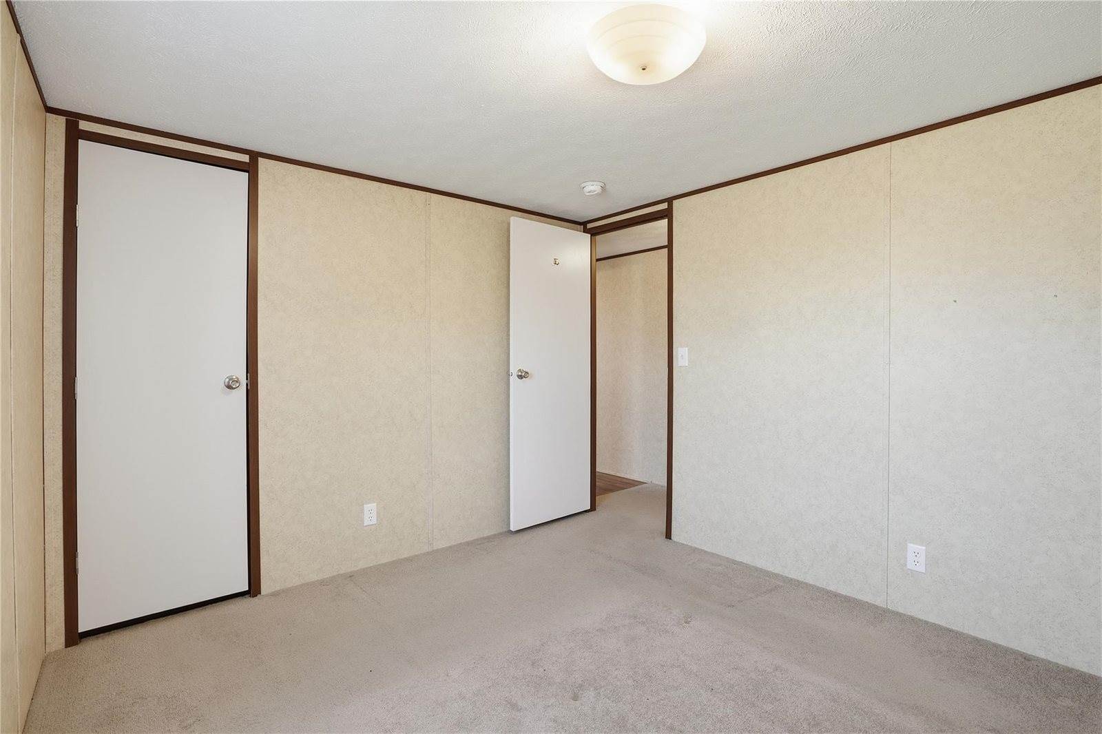 801 Genoa Red Bluff Road, Pasadena, TX 77504