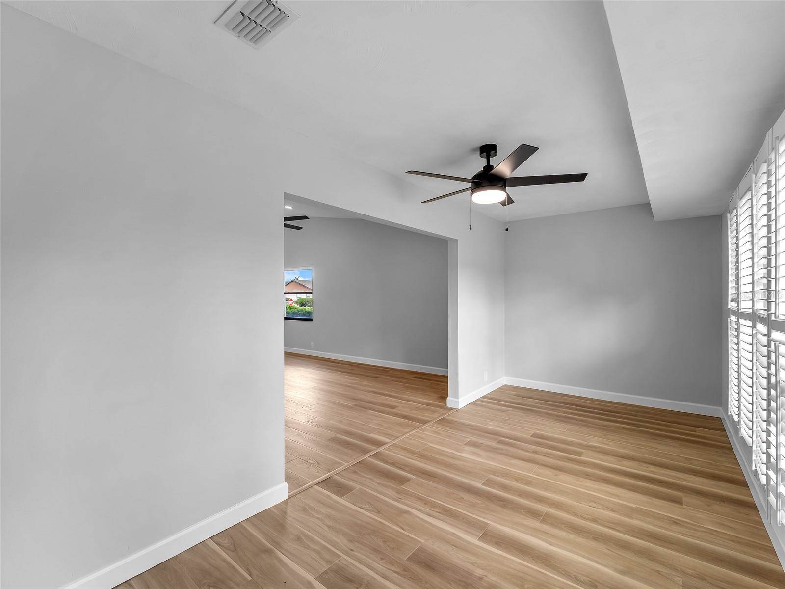 1711 Curry Avenue, Nokomis, FL 34275