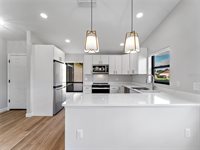 1711 Curry Avenue, Nokomis, FL 34275