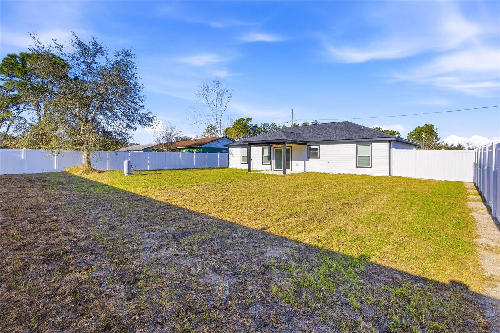 8 Pine Trace Place, Ocala, FL 34472