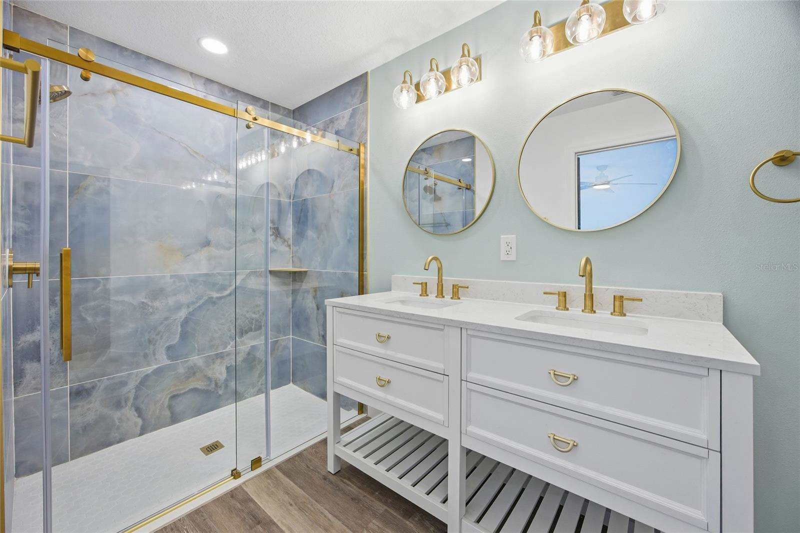 8 Spring Loop Court, Ocala, FL 34472