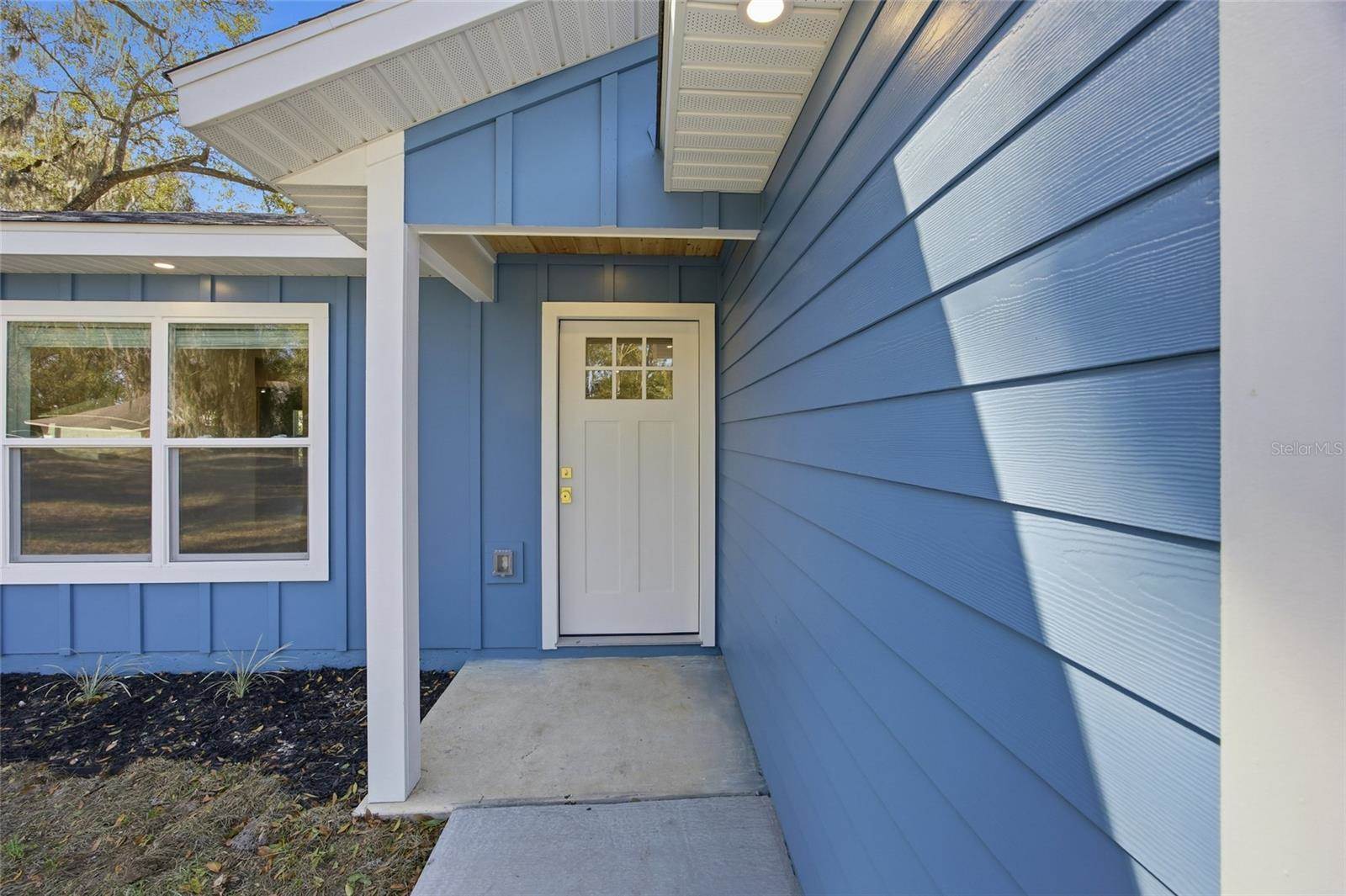 8 Spring Loop Court, Ocala, FL 34472