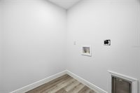 8 Spring Loop Court, Ocala, FL 34472