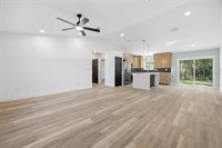 8 Spring Loop Court, Ocala, FL 34472