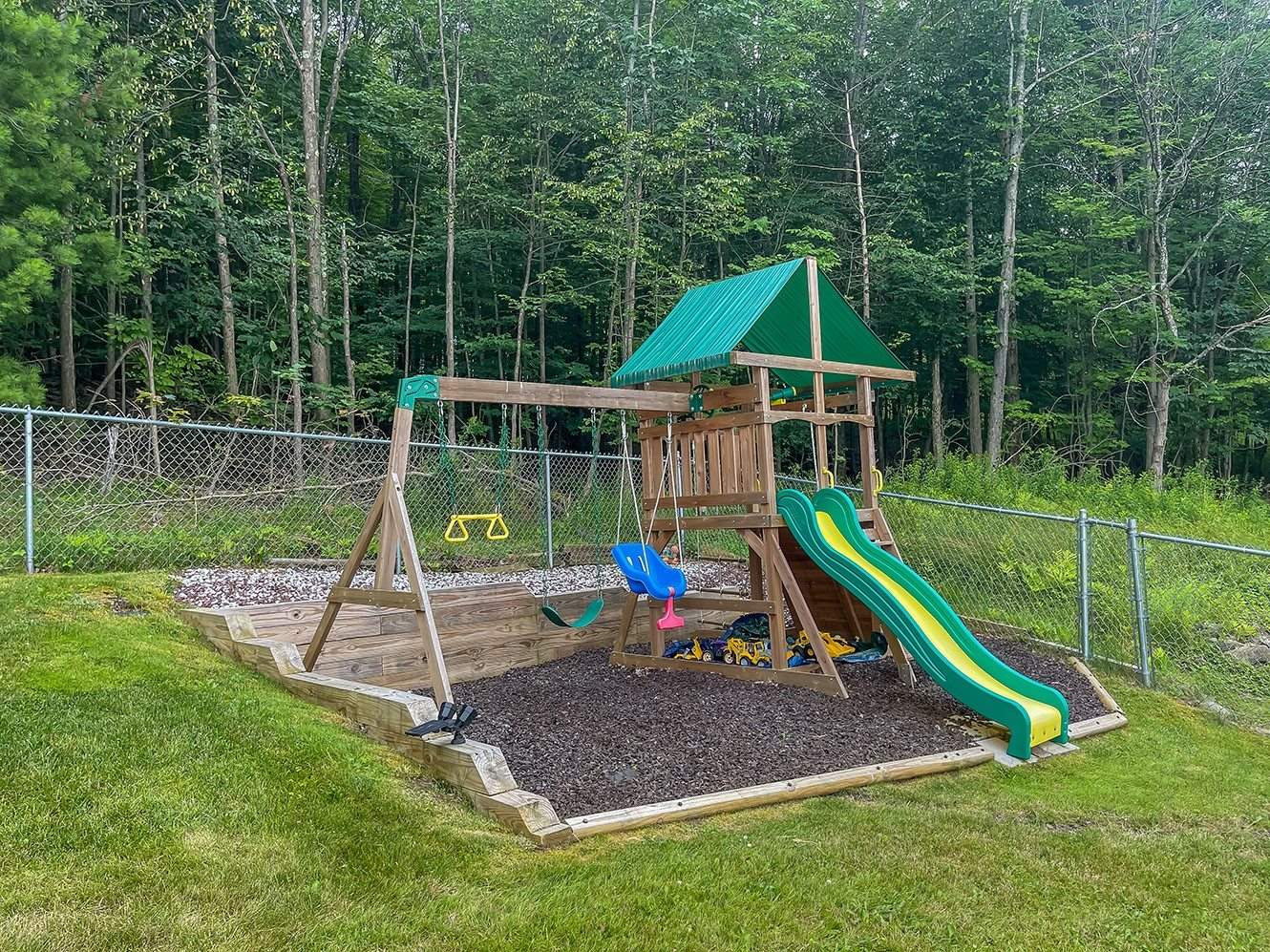 1729 Campus Drive, Vestal, NY 13850