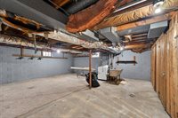 9118 West Grantosa Dr, Milwaukee, WI 53225