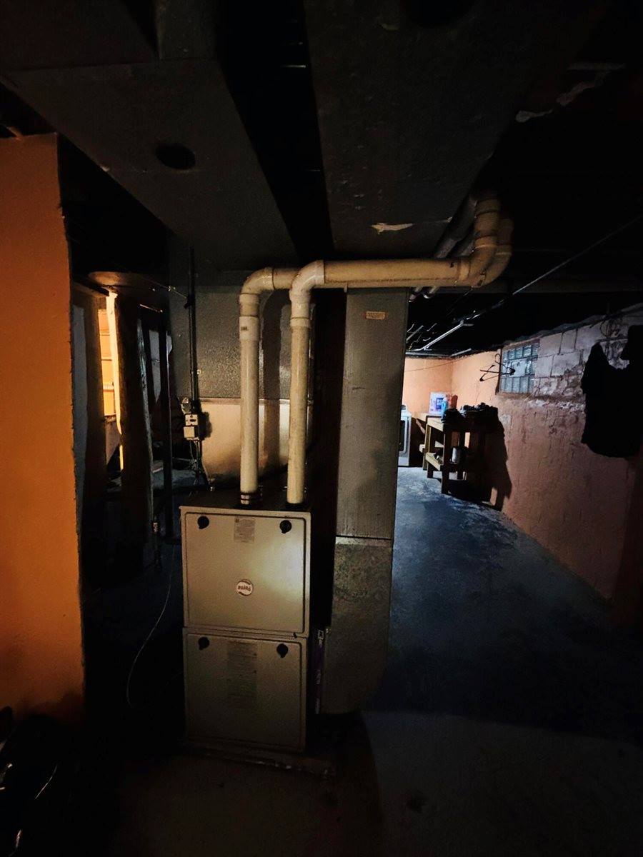 1253 South 31st St, Milwaukee, WI 53215