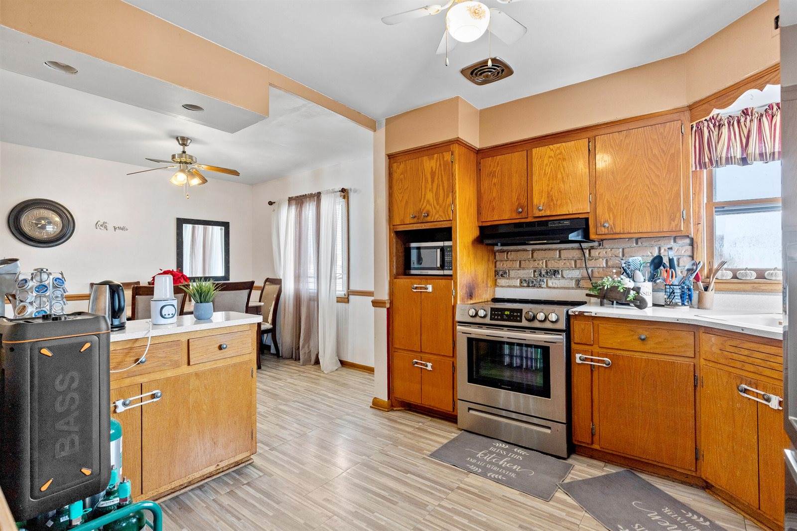 1608 West Whitaker Ave, Milwaukee, WI 53221