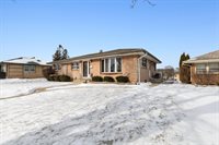 1608 West Whitaker Ave, Milwaukee, WI 53221