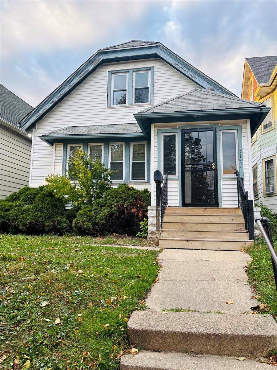 3157 North 15th St, Milwaukee, WI 53206