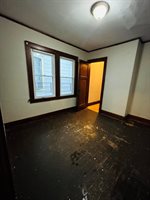 3157 North 15th St, Milwaukee, WI 53206