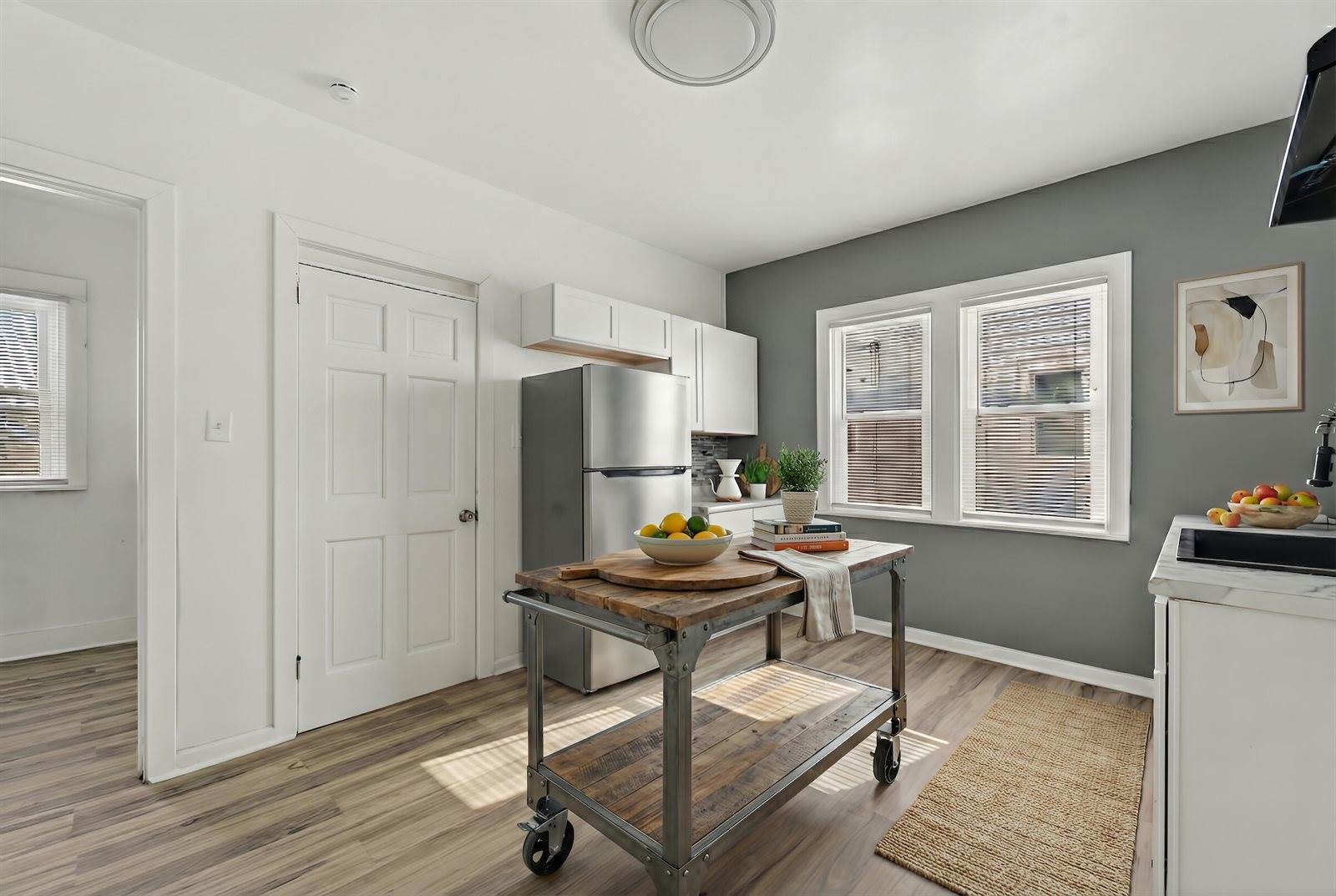 2956 North 44TH St, Milwaukee, WI 53210