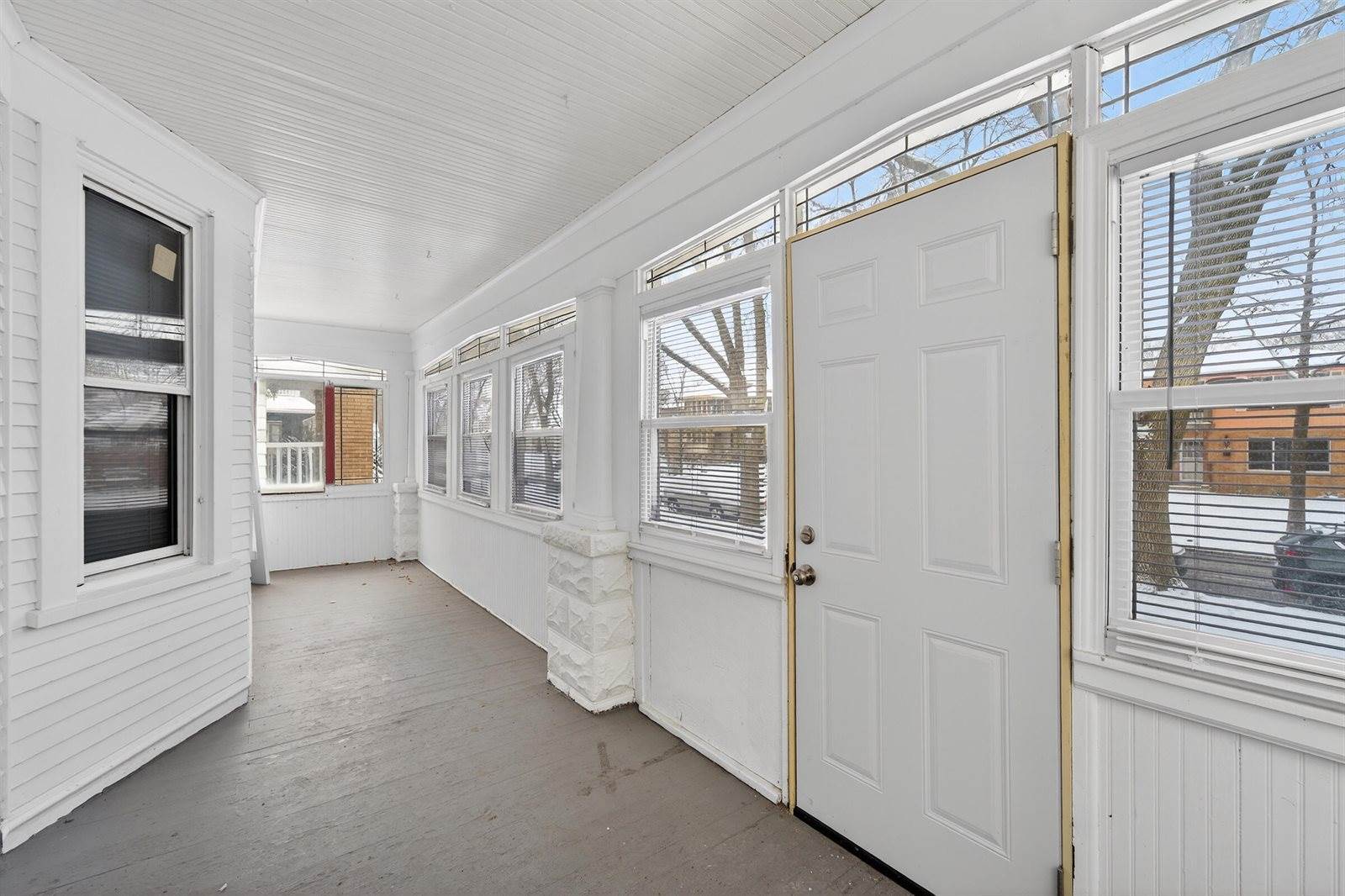 2956 North 44TH St, Milwaukee, WI 53210