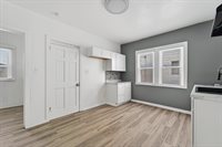 2956 North 44TH St, Milwaukee, WI 53210