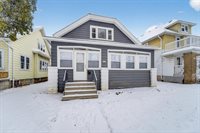 2956 North 44TH St, Milwaukee, WI 53210