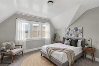 2956 North 44TH St, Milwaukee, WI 53210