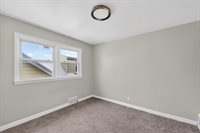 2956 North 44TH St, Milwaukee, WI 53210