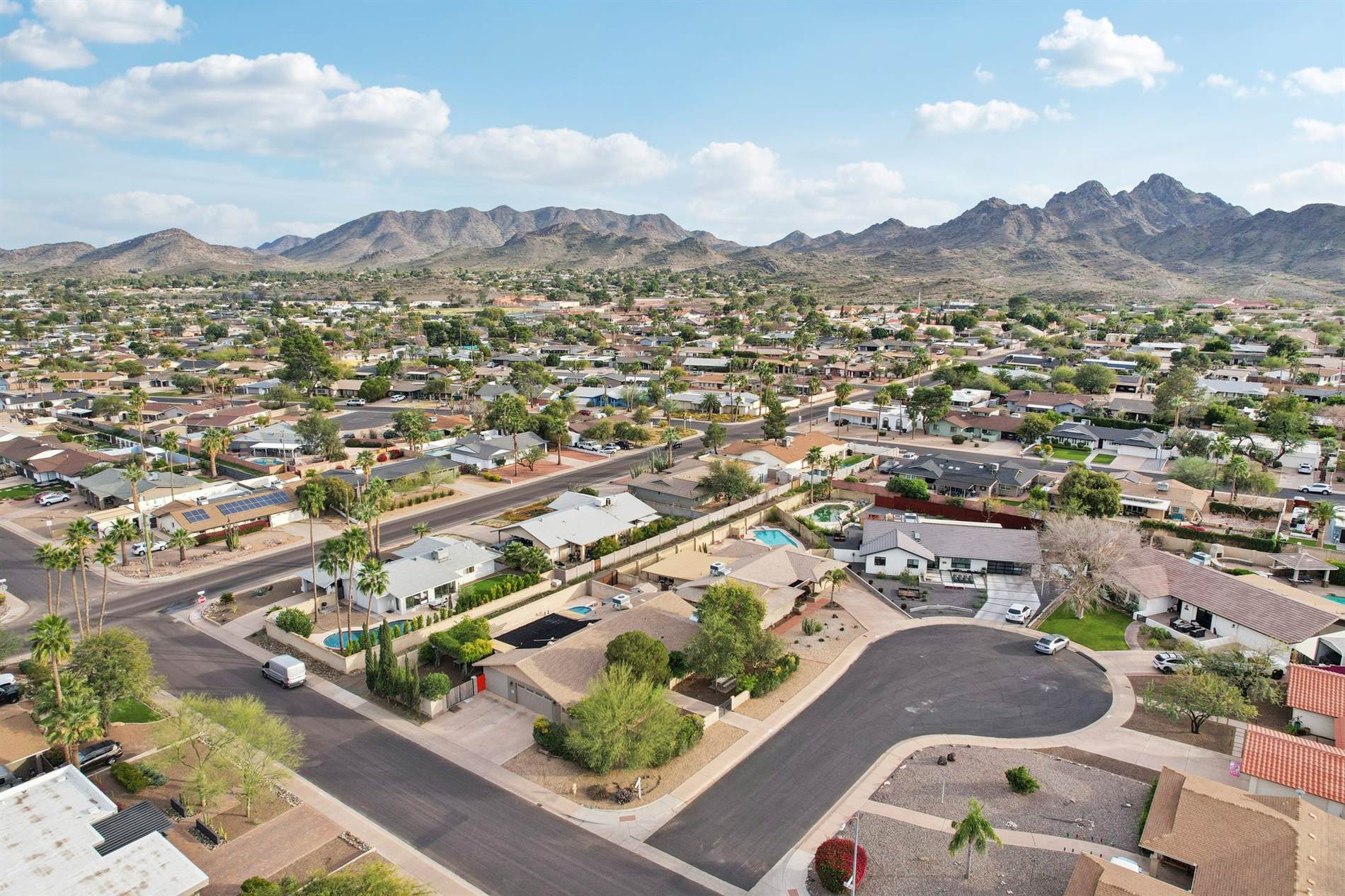 10049 N 25TH Place, Phoenix, AZ 85028