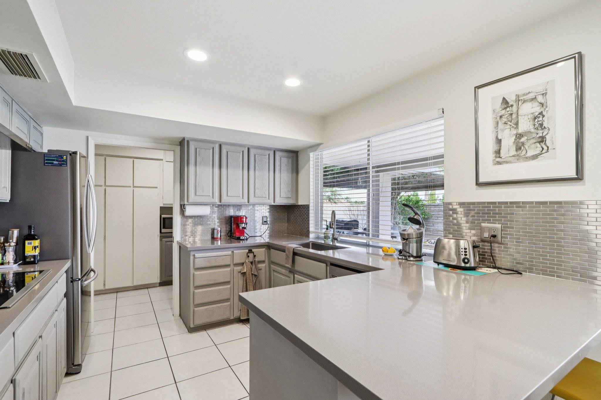 10049 N 25TH Place, Phoenix, AZ 85028