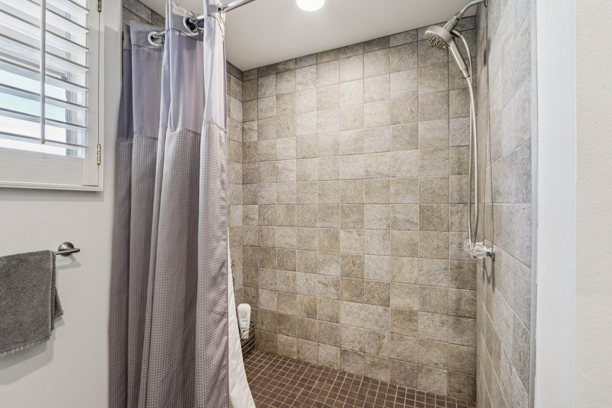 10049 N 25TH Place, Phoenix, AZ 85028