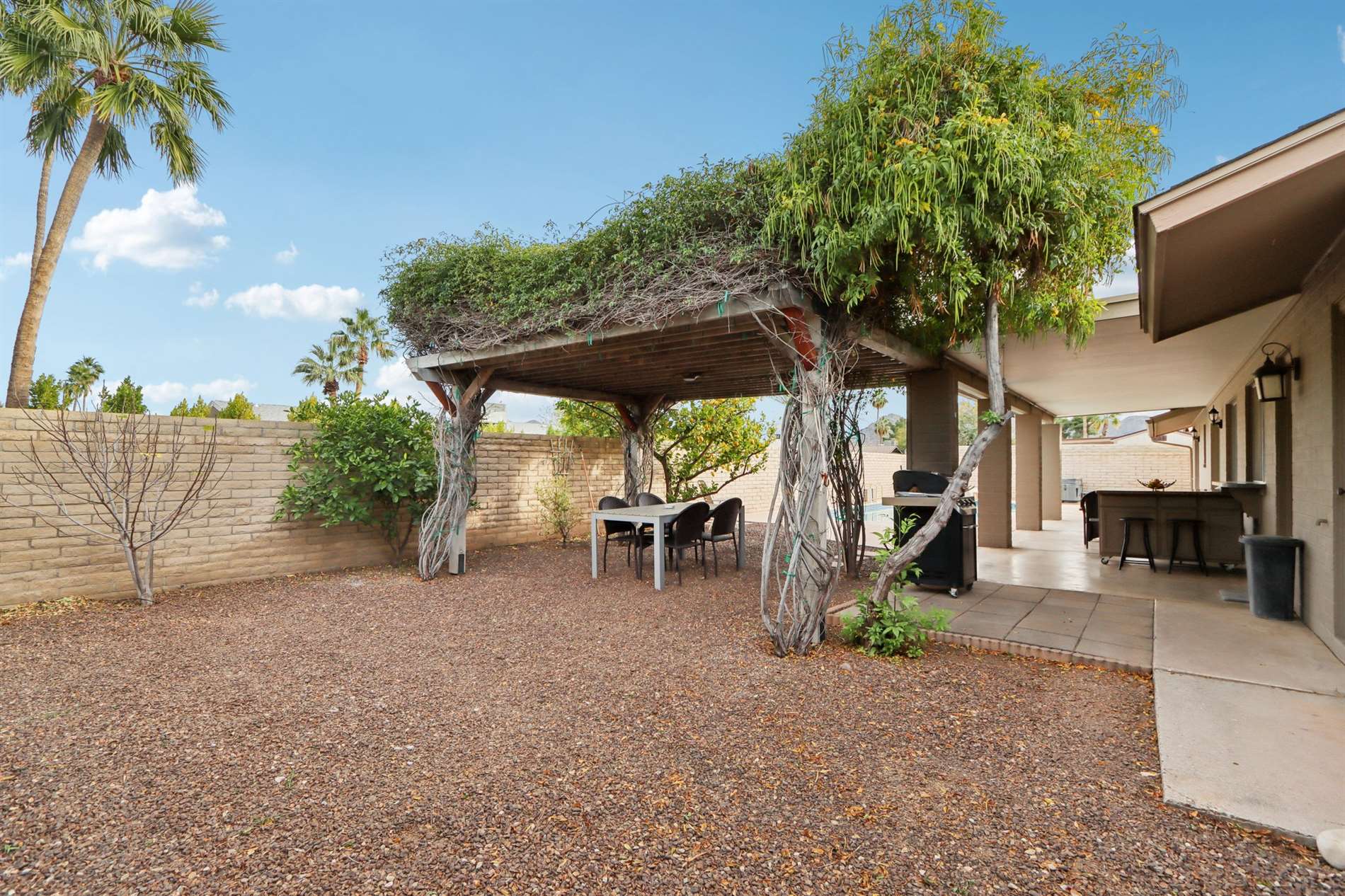 10049 N 25TH Place, Phoenix, AZ 85028