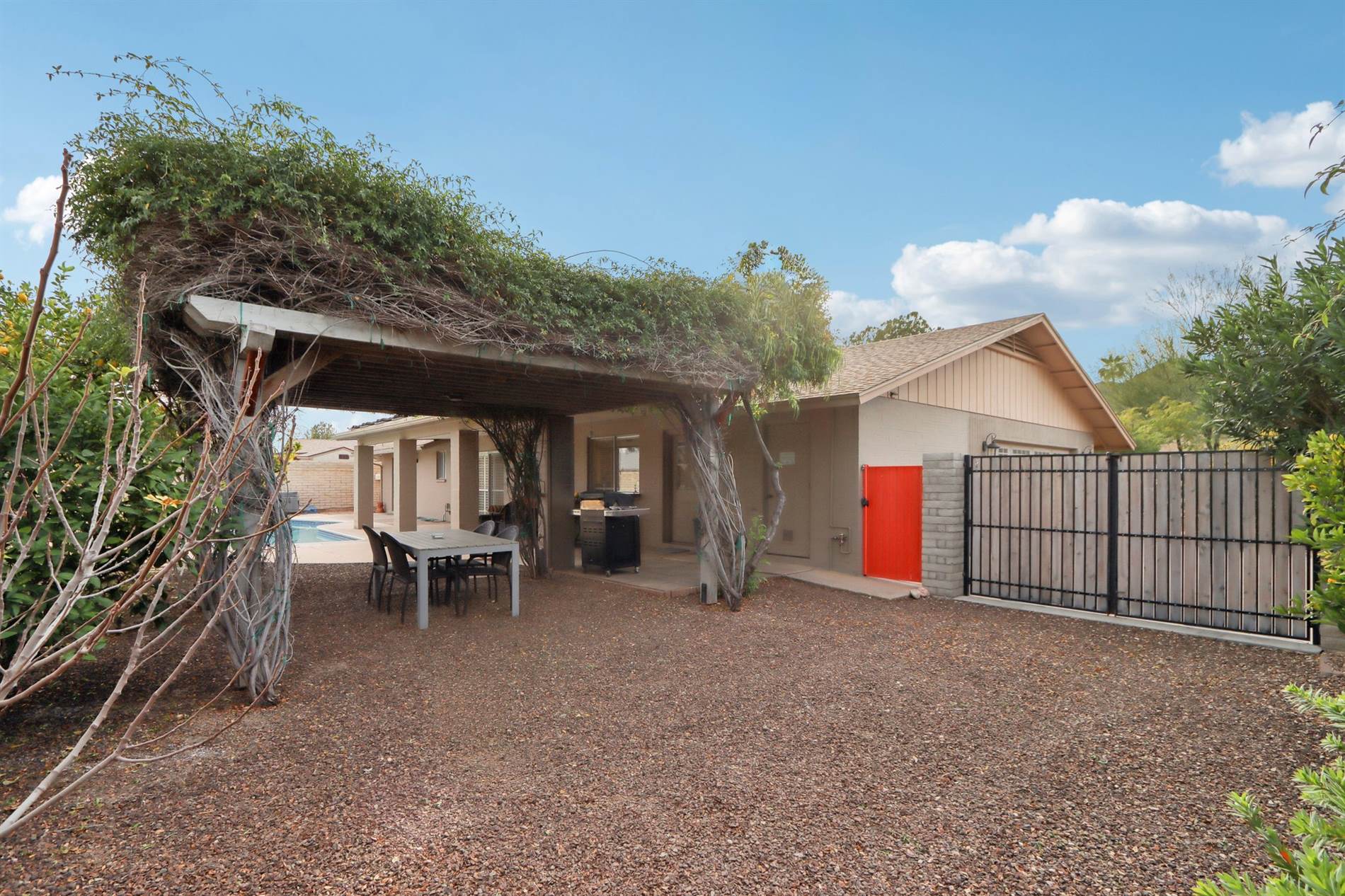 10049 N 25TH Place, Phoenix, AZ 85028