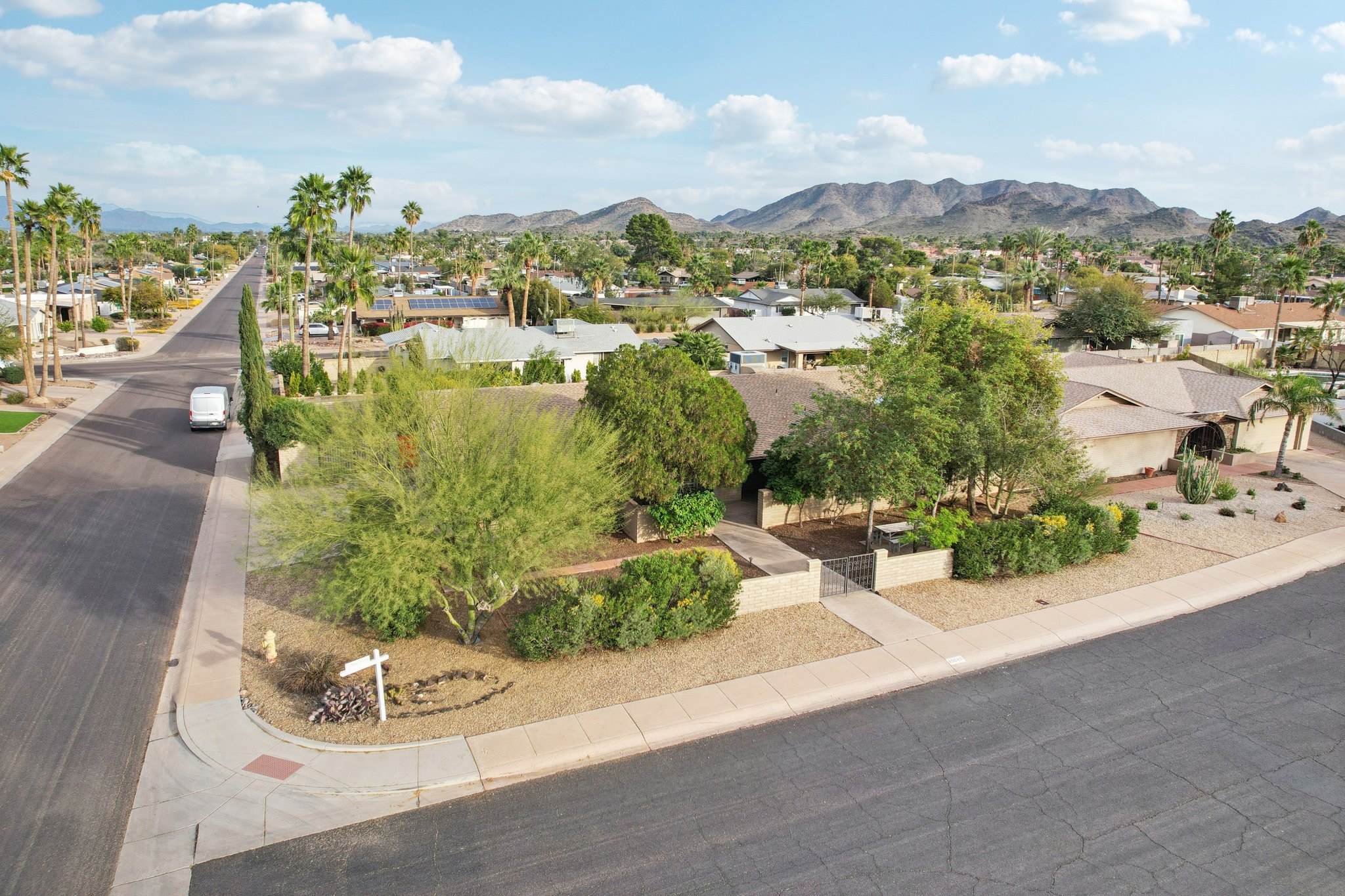 10049 N 25TH Place, Phoenix, AZ 85028