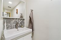 10049 N 25TH Place, Phoenix, AZ 85028