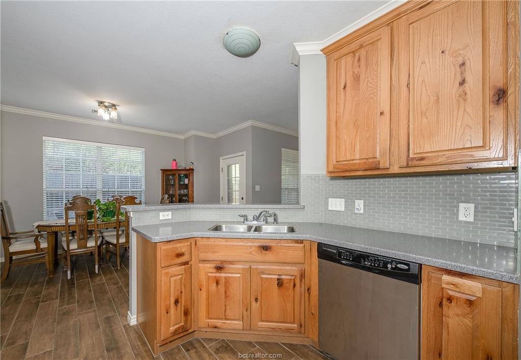 1425 West Villa Maria Road, Bryan, TX 77801