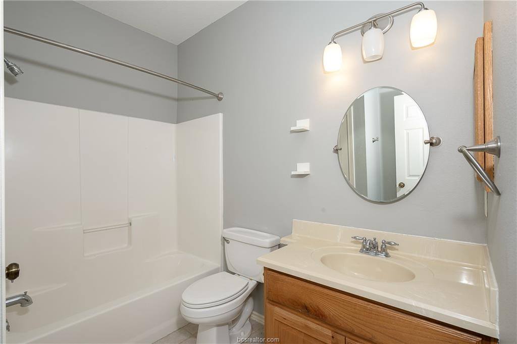 1425 West Villa Maria Road, Bryan, TX 77801