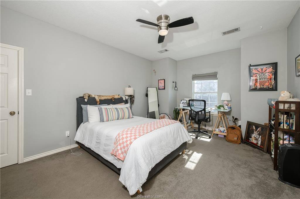 1425 West Villa Maria Road, Bryan, TX 77801