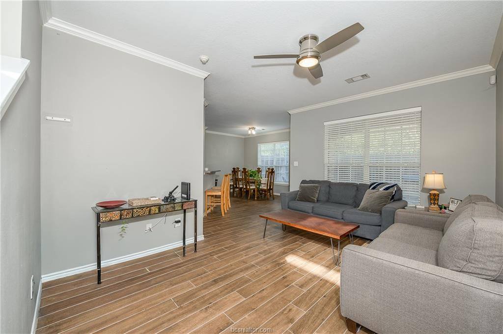 1425 West Villa Maria Road, Bryan, TX 77801