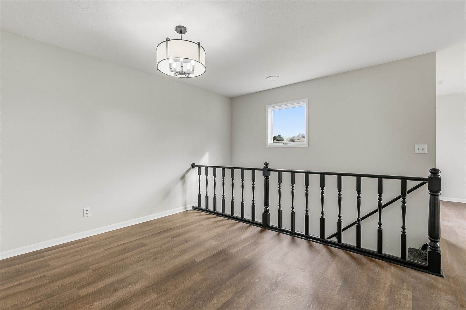 2514 East 51st Street, Davenport, IA 52807