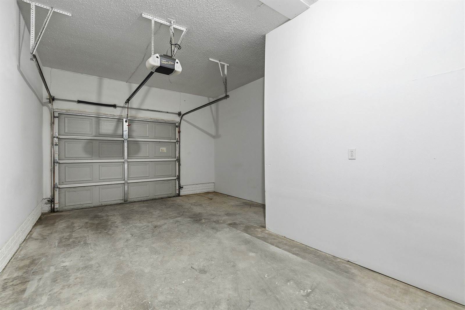 2514 East 51st Street, Davenport, IA 52807