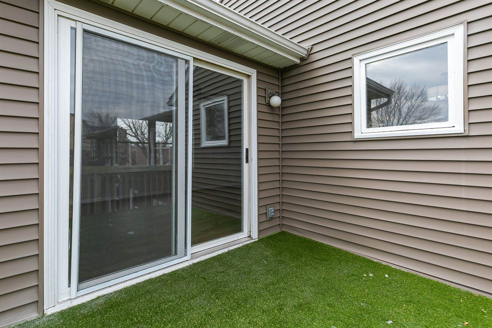 2514 East 51st Street, Davenport, IA 52807