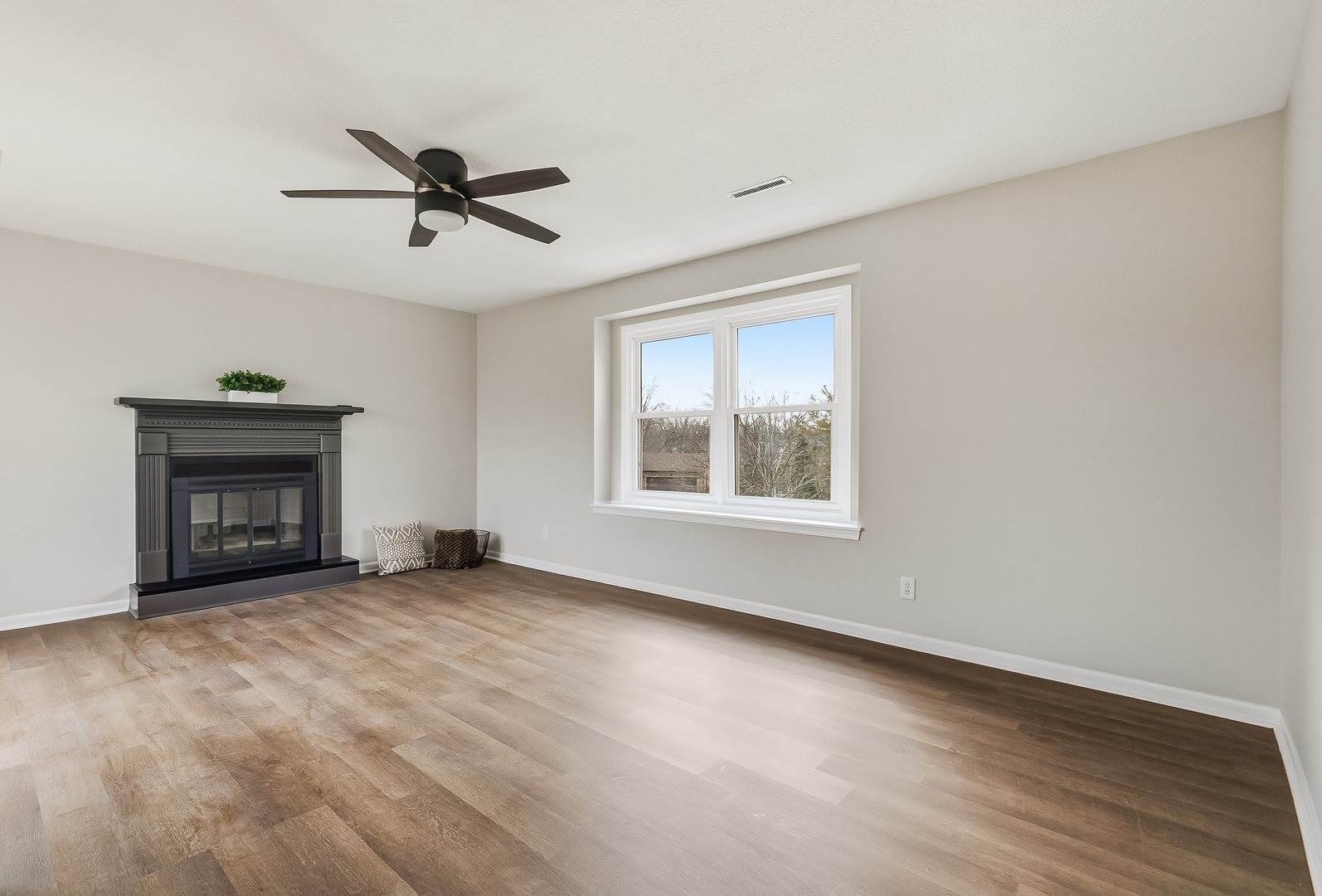 2514 East 51st Street, Davenport, IA 52807