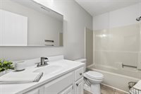 2514 East 51st Street, Davenport, IA 52807