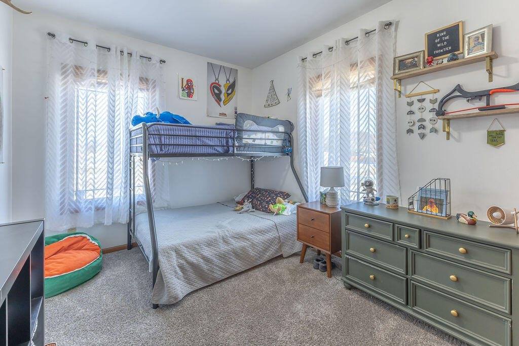 N8353 Ducke Dr, Holland, WI 54636