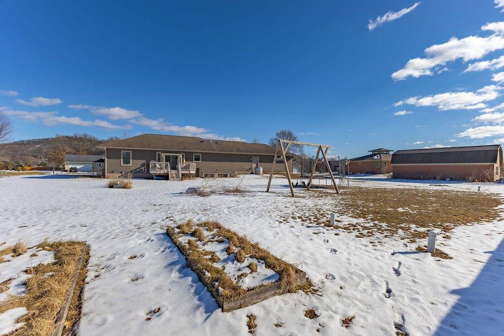 N8353 Ducke Dr, Holland, WI 54636