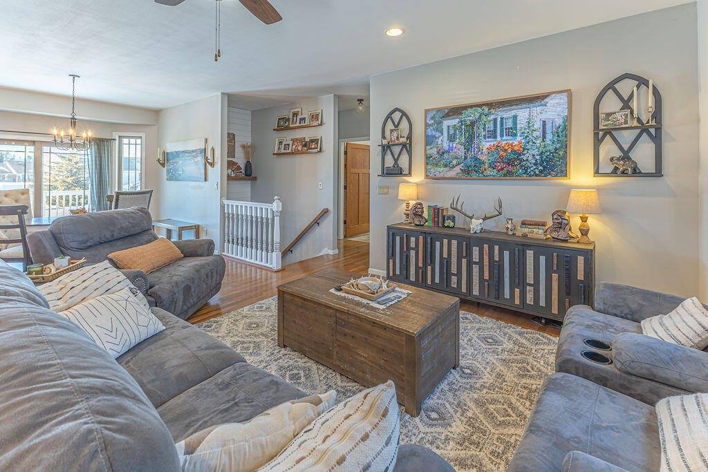 N8353 Ducke Dr, Holland, WI 54636