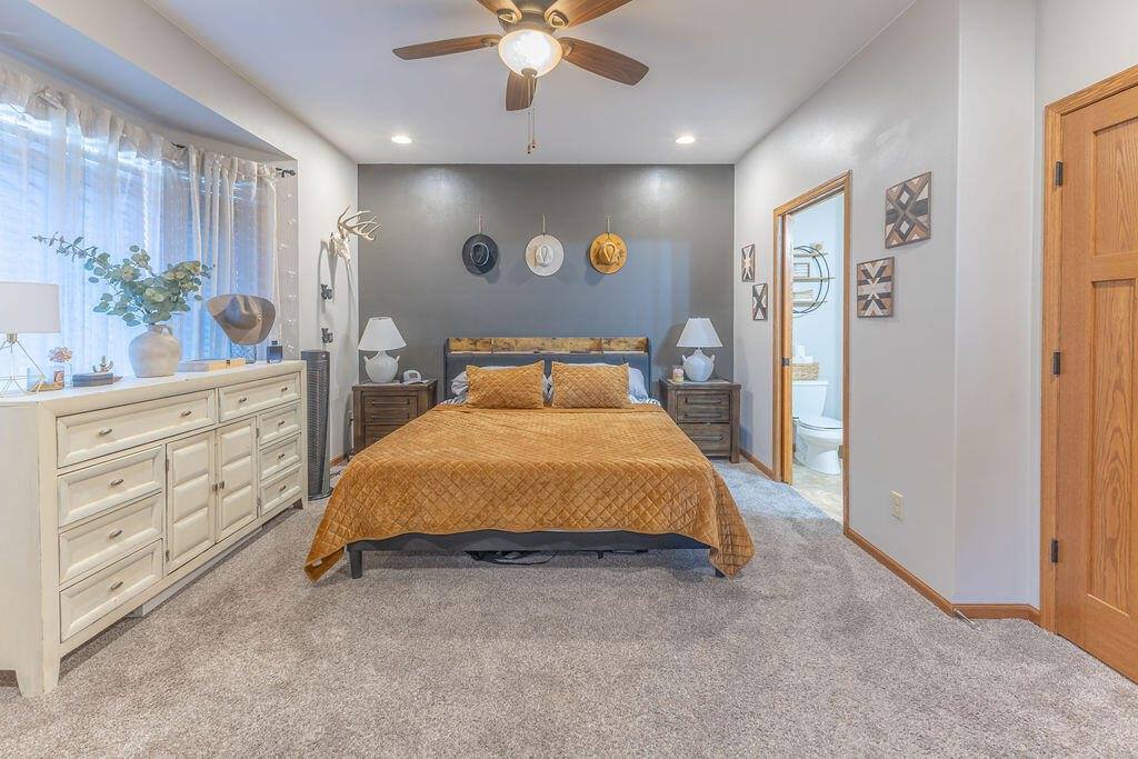 N8353 Ducke Dr, Holland, WI 54636
