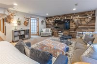 N8353 Ducke Dr, Holland, WI 54636
