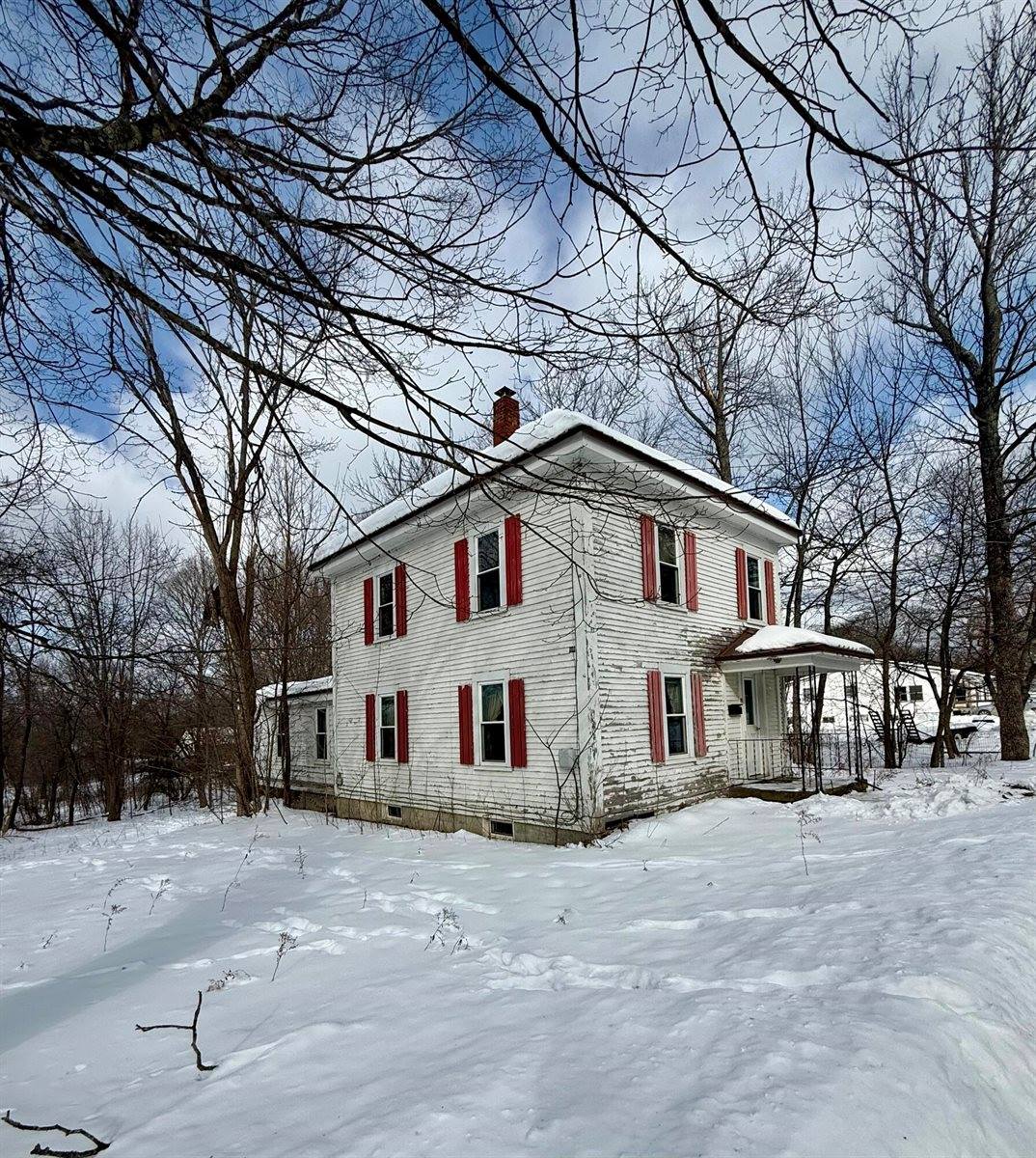 19 Fowler Street, Calais, ME 04619