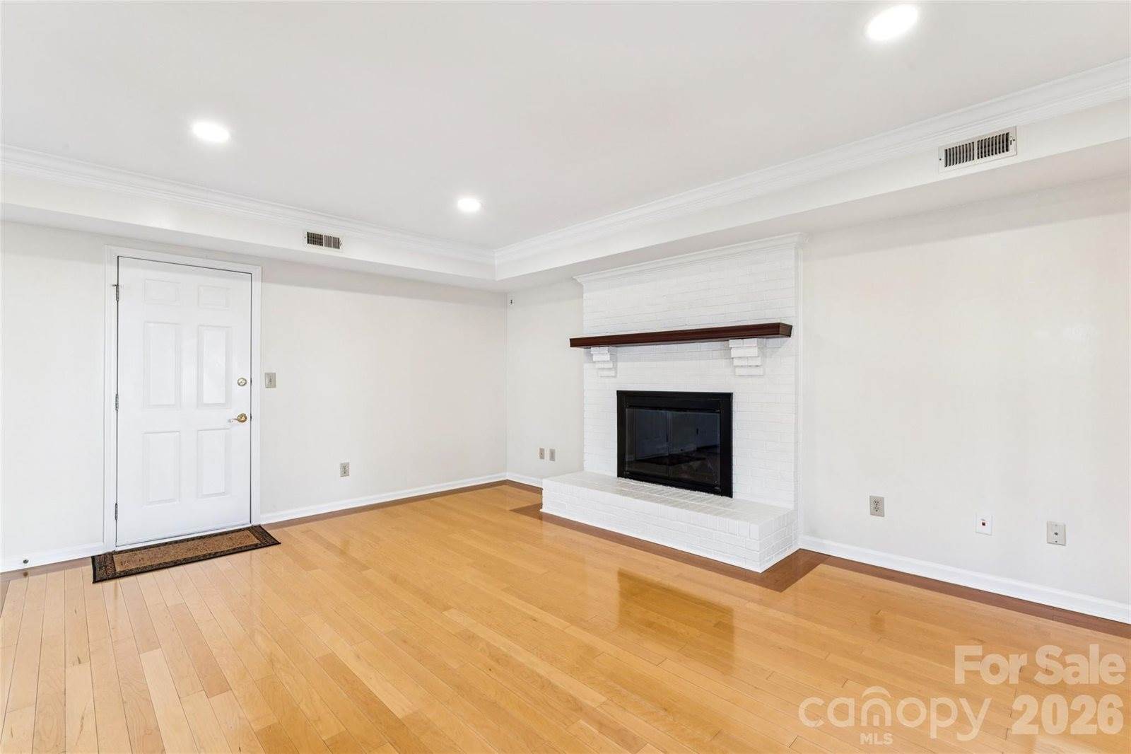 9800 Beaver Hollow Court, Charlotte, NC 28269
