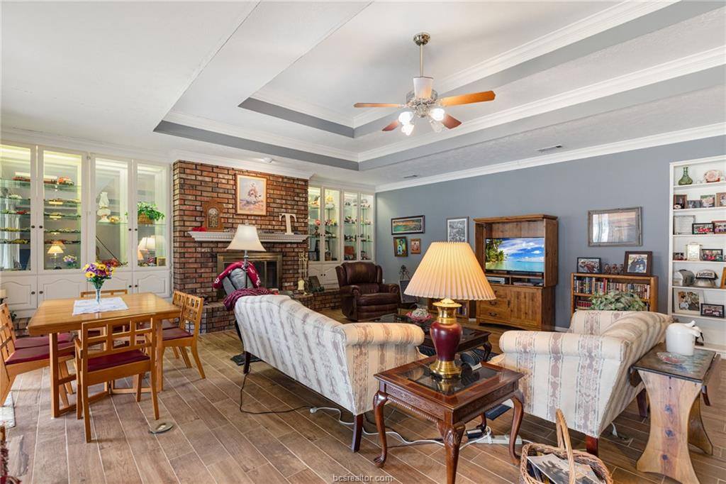 9 Sammy Snead Drive, Hilltop Lakes, TX 77871