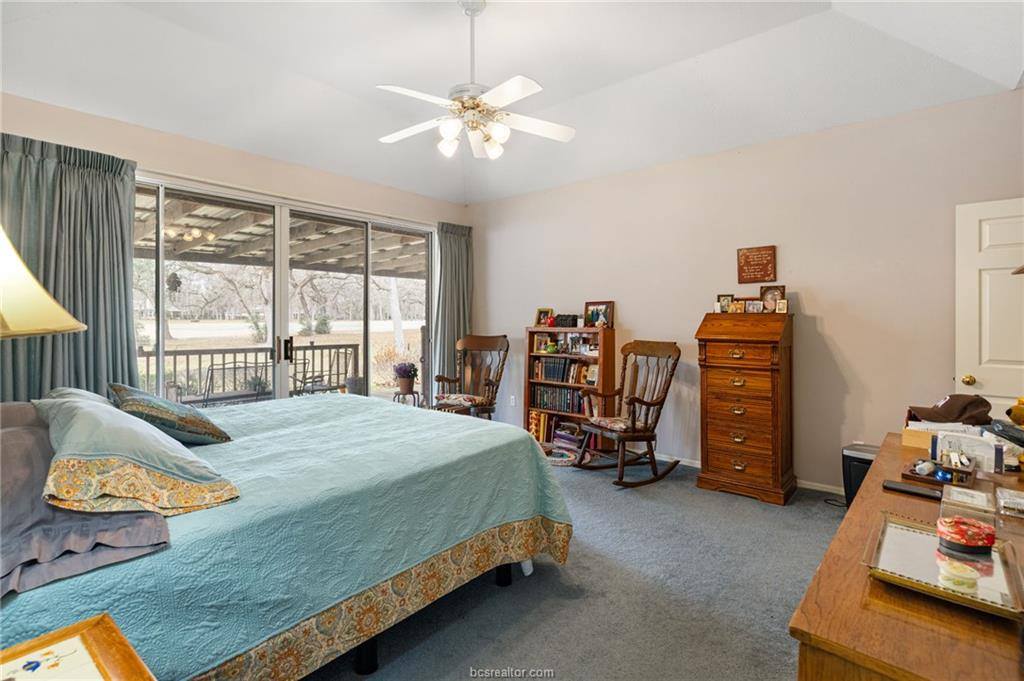 9 Sammy Snead Drive, Hilltop Lakes, TX 77871