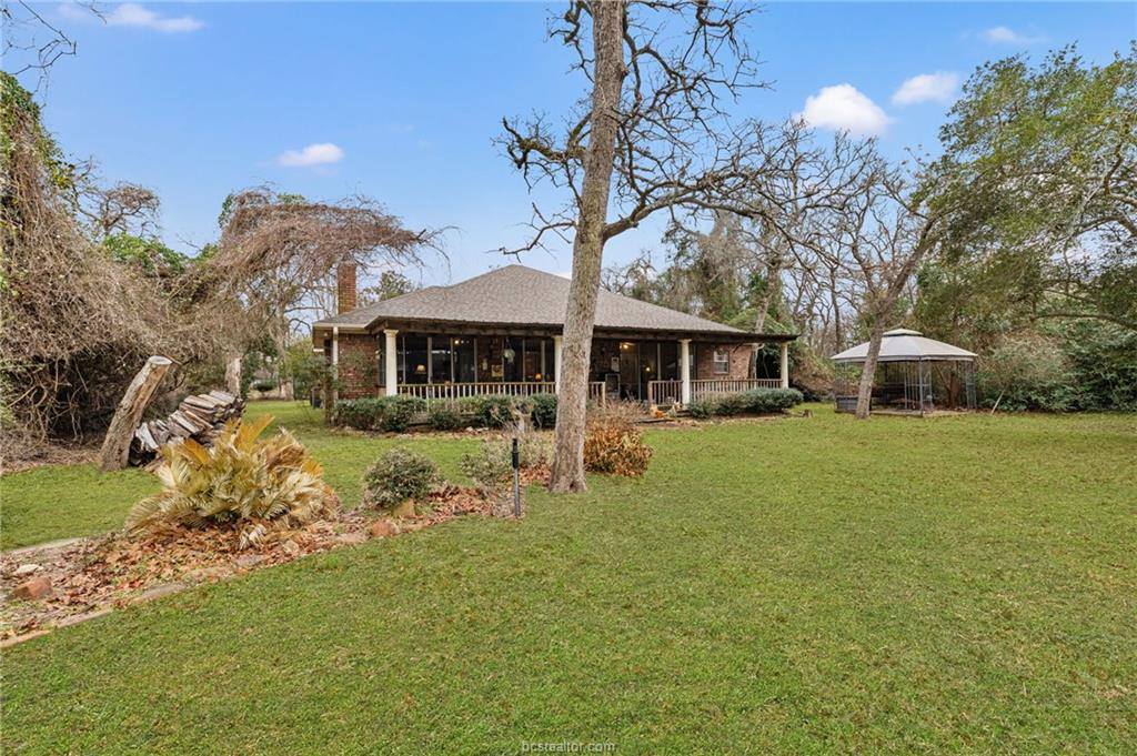 9 Sammy Snead Drive, Hilltop Lakes, TX 77871